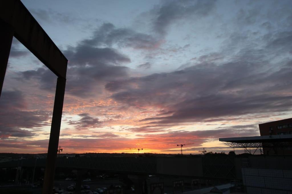 T3 - 62M2 - Parking Prive - Metro Apartman Toulouse Kültér fotó